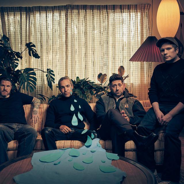 Yall Out Boy - Emo Cover Band